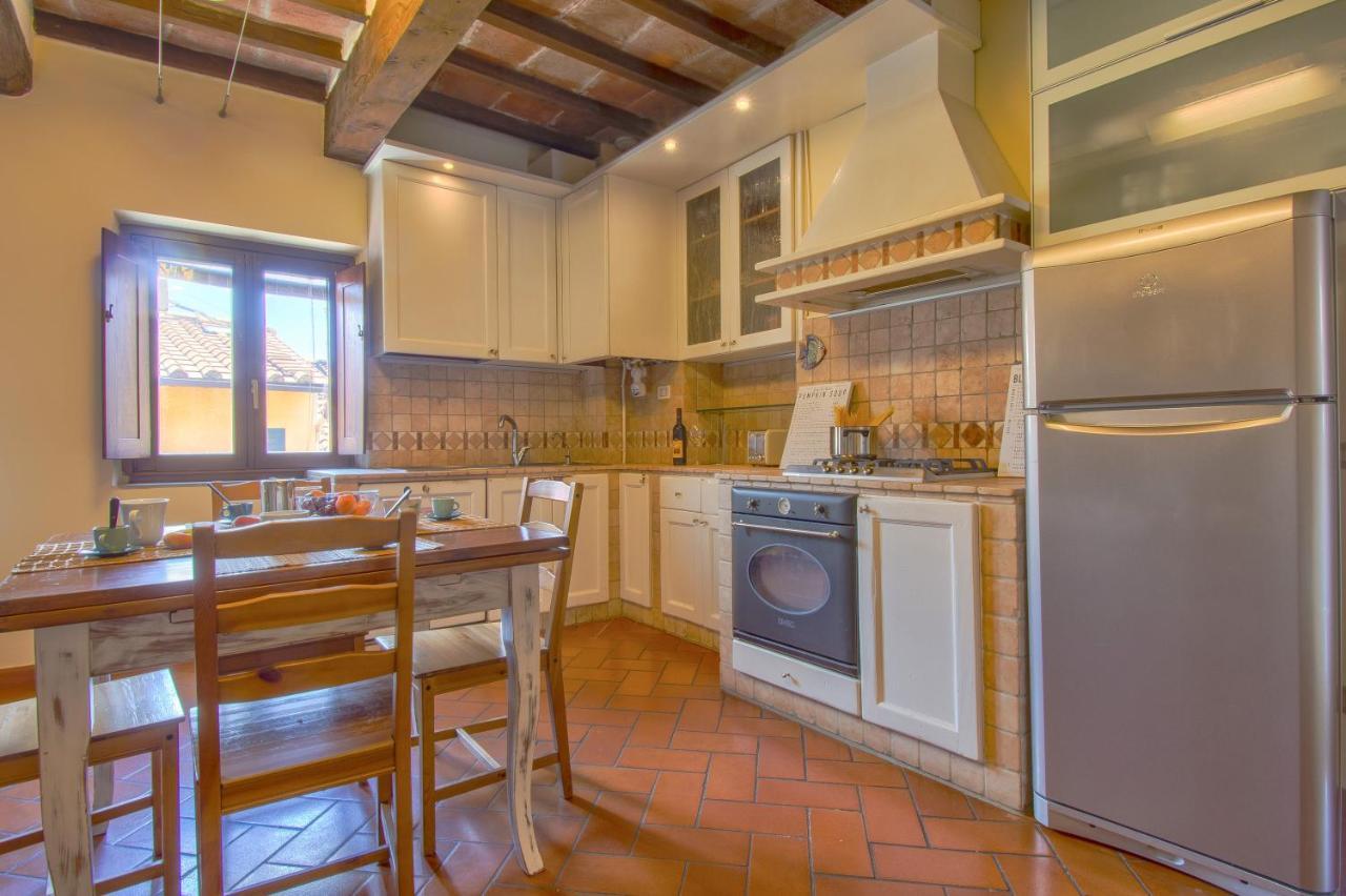 Appartamento Sulla Sala ปิสโตยา ภายนอก รูปภาพ